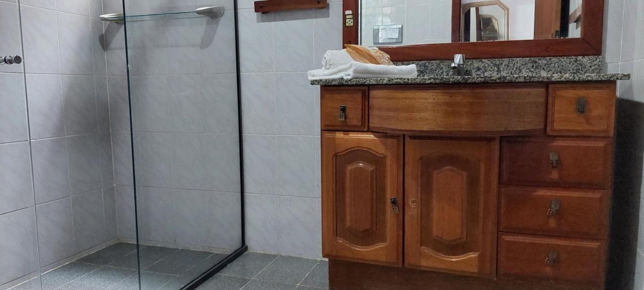 Quarto Família com Banheiro